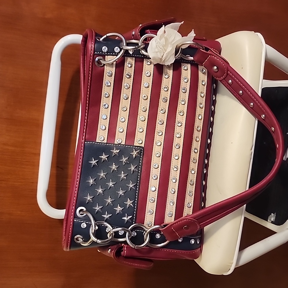 Med new without tags Montana West Handbag